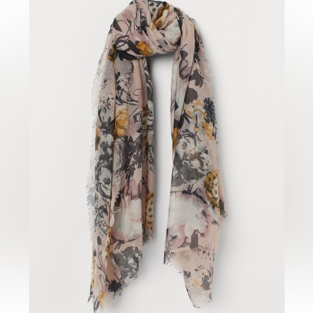 H&M Airy scarf
